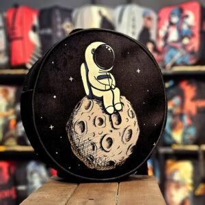 کوله گرد طرح  ALONE IN SPACE